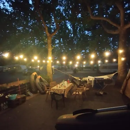 Glamping - Surfcamp 博尔塞纳